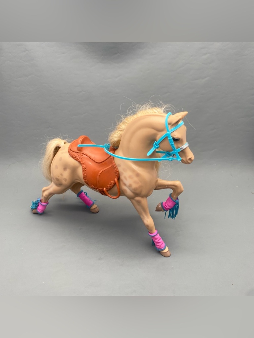 Vintage 1983 Mattel Barbie Tan HORSE with Brown Saddle & Leg Warmers  10"x12"